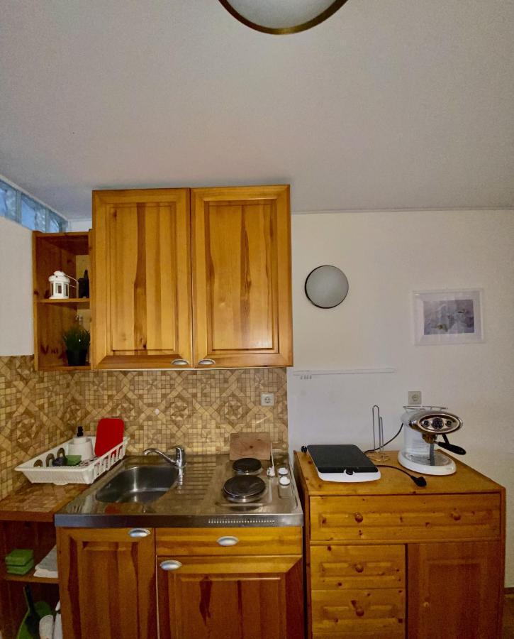 Guesthouse Pri Cebelici Lukovica pri Domzalah Ngoại thất bức ảnh
