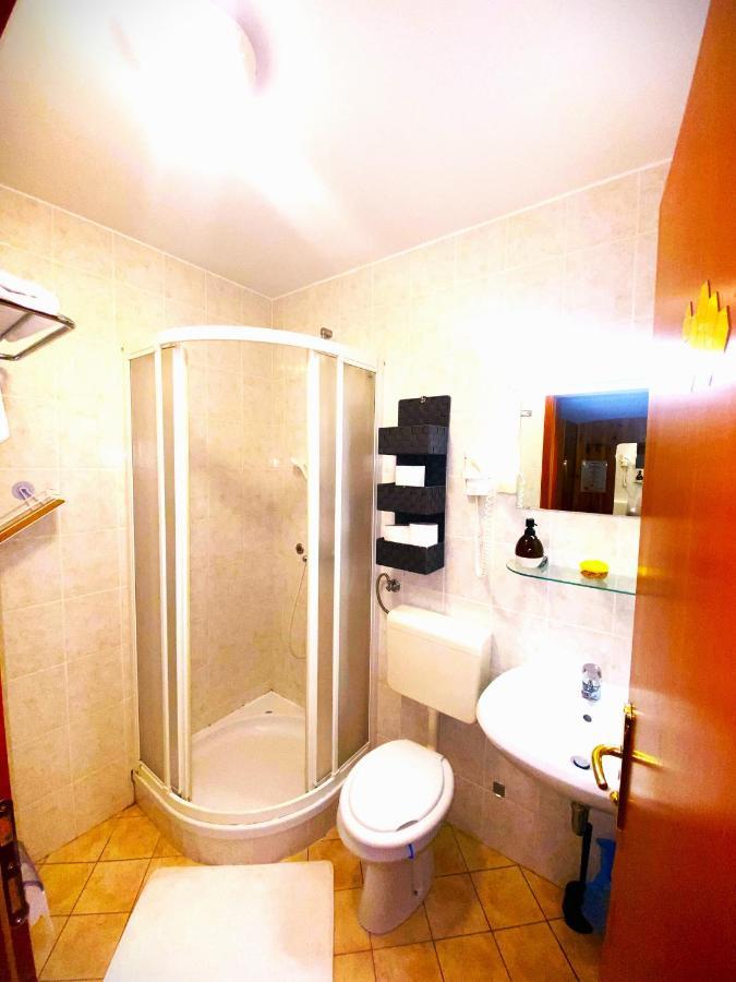 Guesthouse Pri Cebelici Lukovica pri Domzalah Ngoại thất bức ảnh