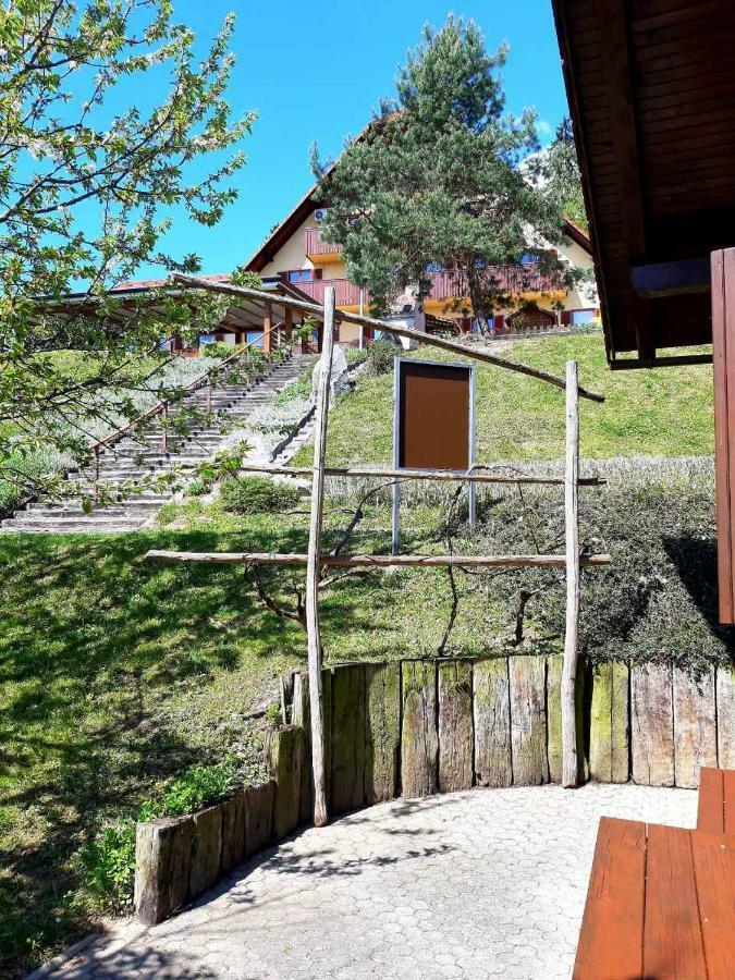 Guesthouse Pri Cebelici Lukovica pri Domzalah Ngoại thất bức ảnh